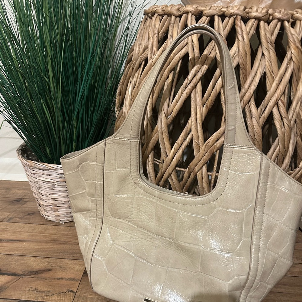 Brahmin Lg Carla Crème Bag